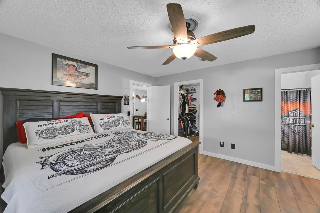 Active With Contract: $340,000 (3 beds, 2 baths, 1533 Square Feet)