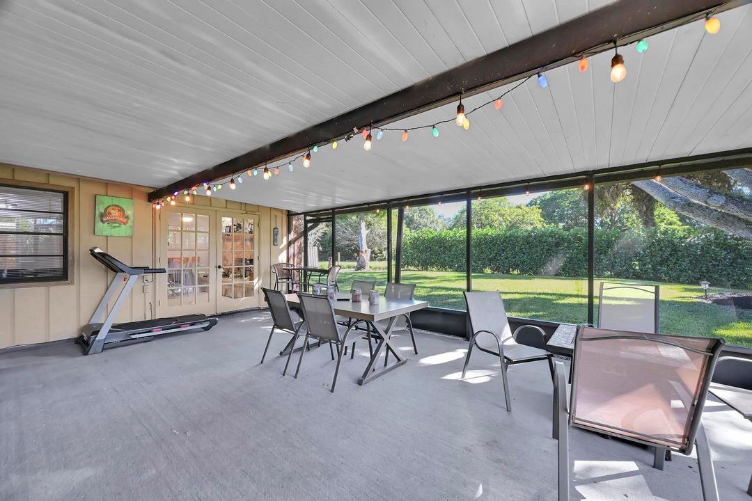 Active With Contract: $340,000 (3 beds, 2 baths, 1533 Square Feet)