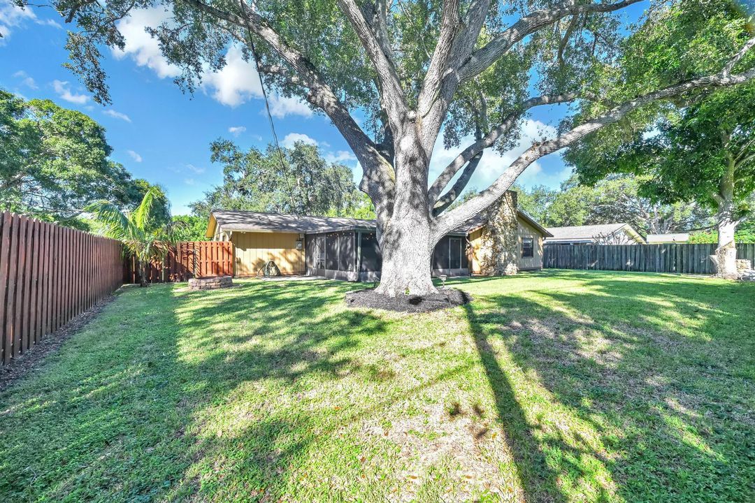 Active With Contract: $340,000 (3 beds, 2 baths, 1533 Square Feet)