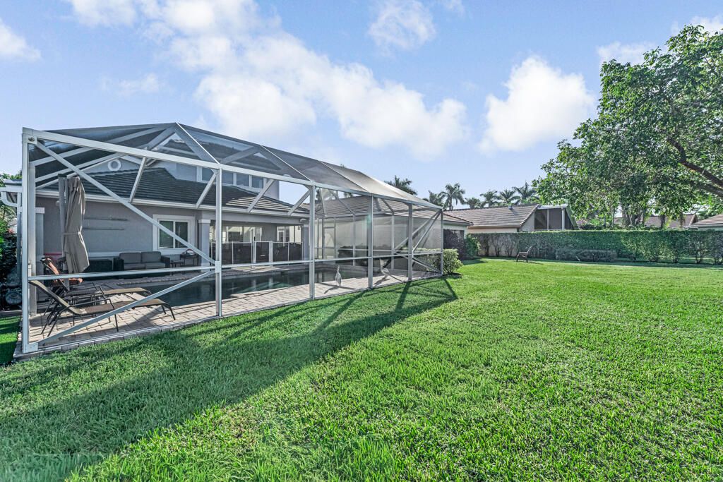 Active With Contract: $635,000 (3 beds, 2 baths, 2166 Square Feet)