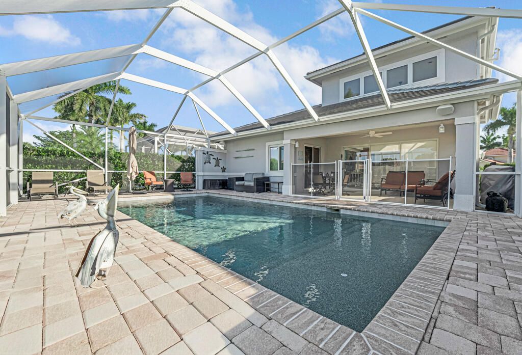 Active With Contract: $635,000 (3 beds, 2 baths, 2166 Square Feet)