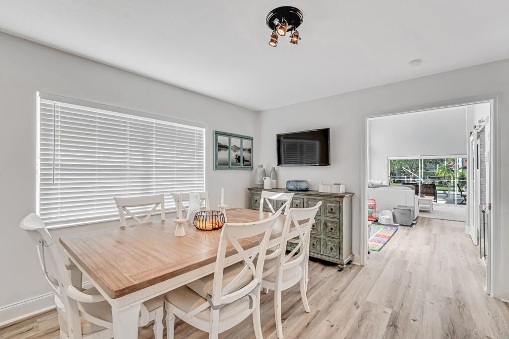 Active With Contract: $635,000 (3 beds, 2 baths, 2166 Square Feet)