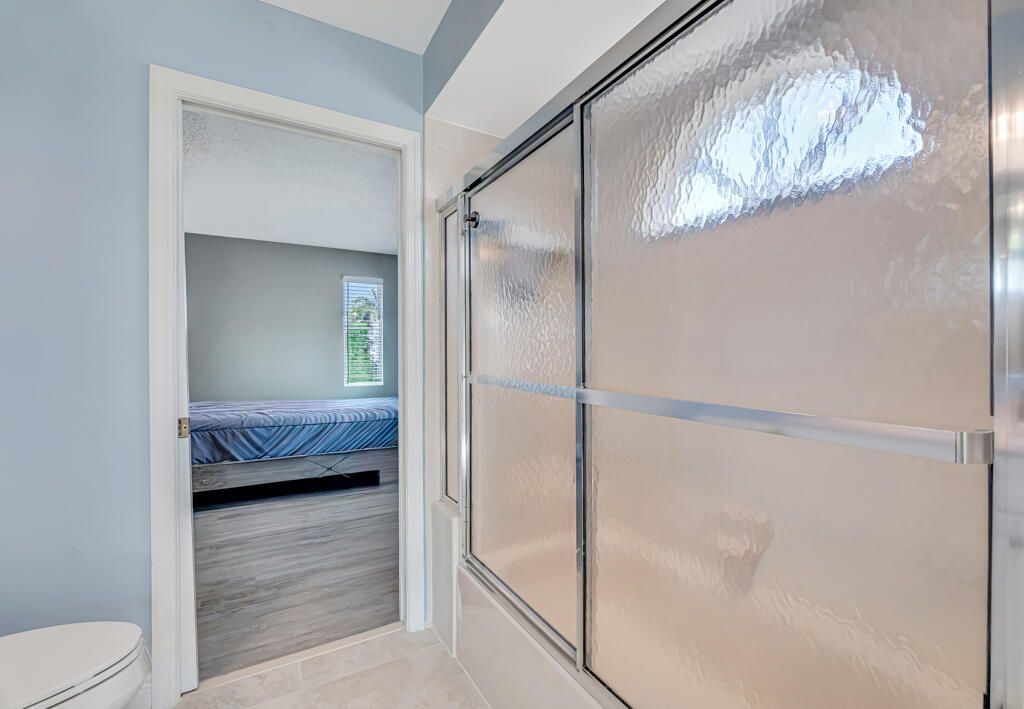 Active With Contract: $635,000 (3 beds, 2 baths, 2166 Square Feet)