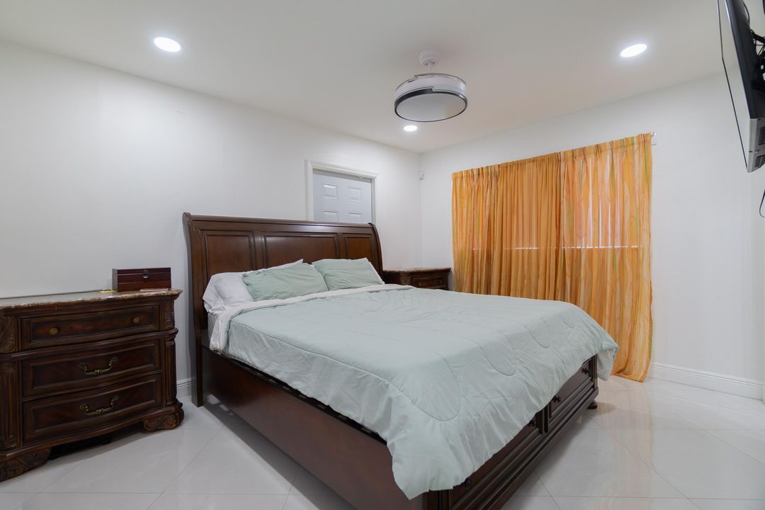 待售: $499,000 (3 贝兹, 3 浴室, 1382 平方英尺)