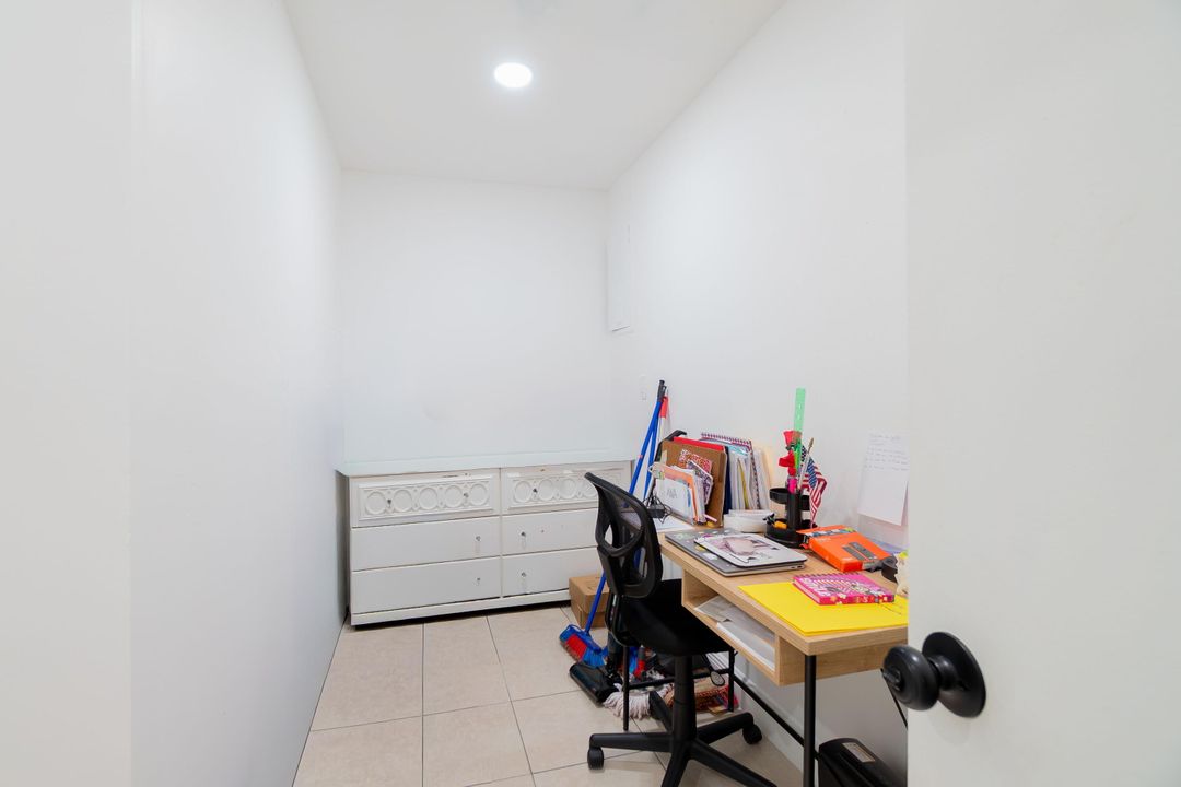 待售: $499,000 (3 贝兹, 3 浴室, 1382 平方英尺)