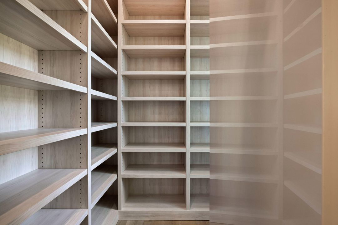 待售: $8,500,000 (5 贝兹, 4 浴室, 5437 平方英尺)