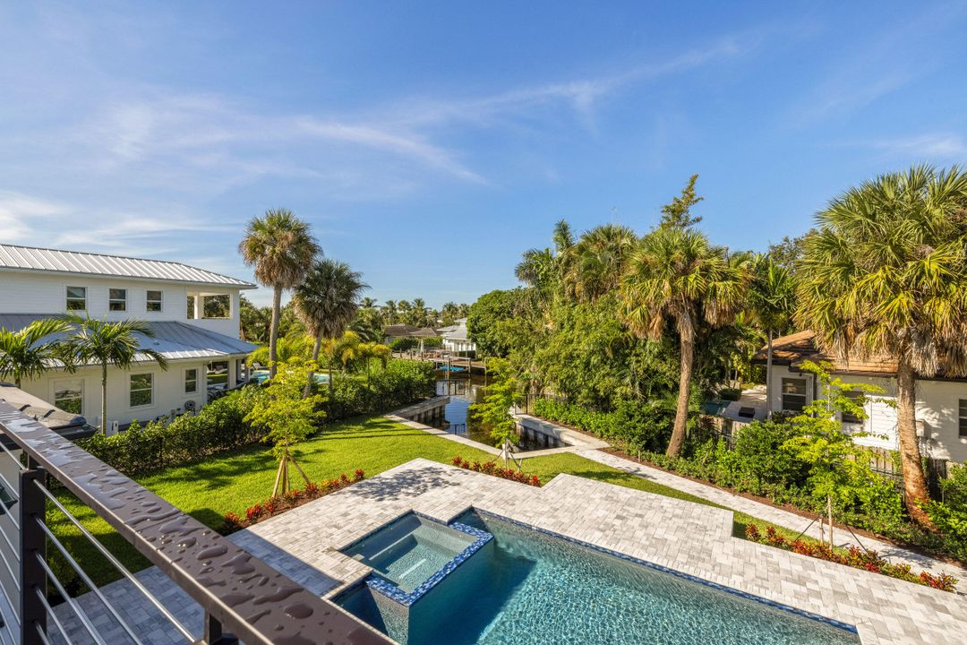 待售: $8,500,000 (5 贝兹, 4 浴室, 5437 平方英尺)