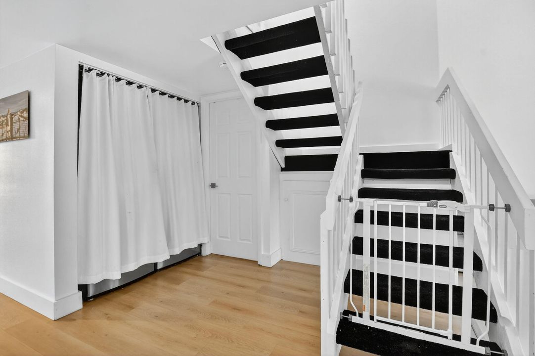 For Rent: $4,500 (4 beds, 3 baths, 2135 Square Feet)