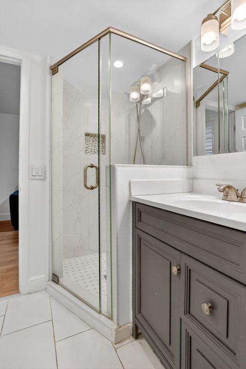 For Rent: $4,500 (4 beds, 3 baths, 2135 Square Feet)