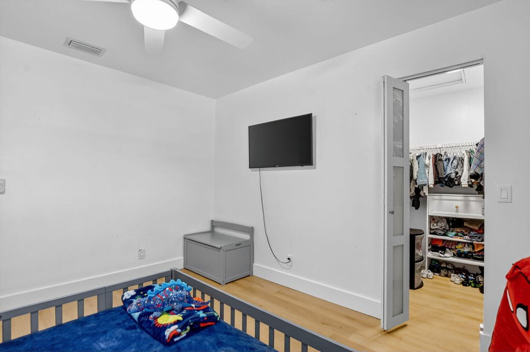 For Rent: $4,500 (4 beds, 3 baths, 2135 Square Feet)