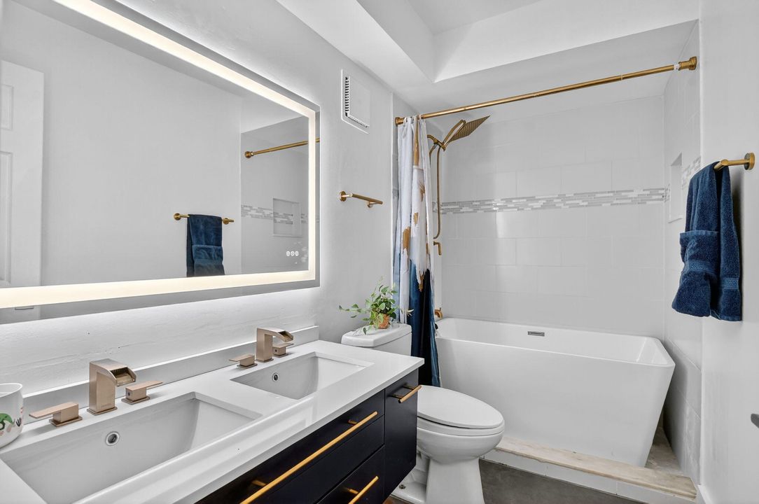 For Rent: $4,500 (4 beds, 3 baths, 2135 Square Feet)