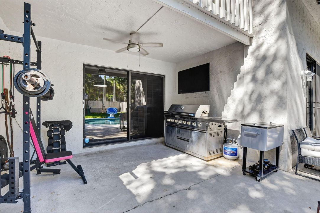 For Rent: $4,500 (4 beds, 3 baths, 2135 Square Feet)