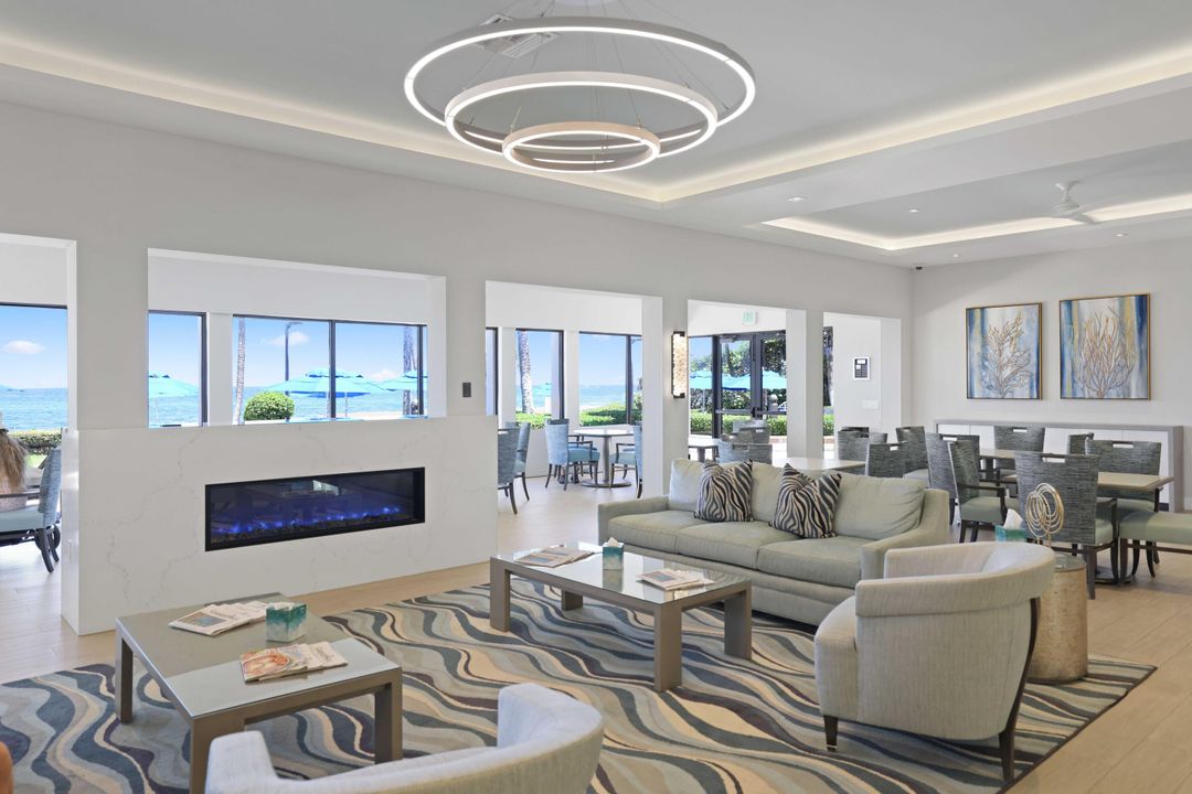 For Sale: $899,000 (2 beds, 2 baths, 1452 Square Feet)