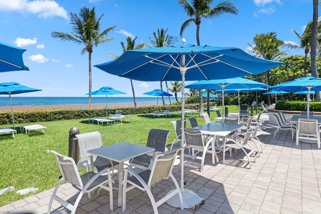 For Sale: $899,000 (2 beds, 2 baths, 1452 Square Feet)