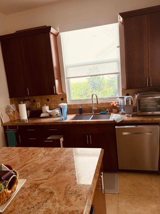 En Renta: $8,000 (2 camas, 2 baños, 2051 Pies cuadrados)