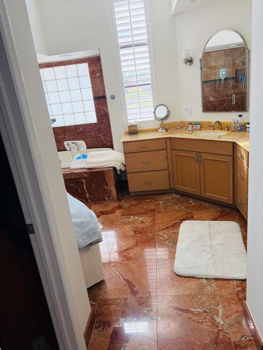 En Renta: $8,000 (2 camas, 2 baños, 2051 Pies cuadrados)