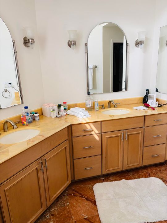 En Renta: $8,000 (2 camas, 2 baños, 2051 Pies cuadrados)