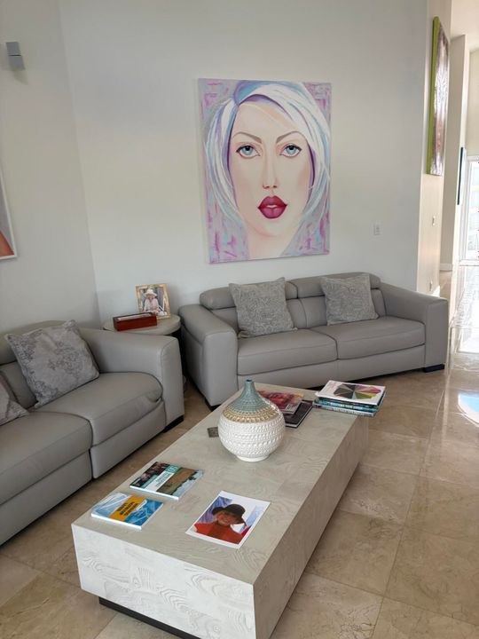 En Renta: $8,000 (2 camas, 2 baños, 2051 Pies cuadrados)