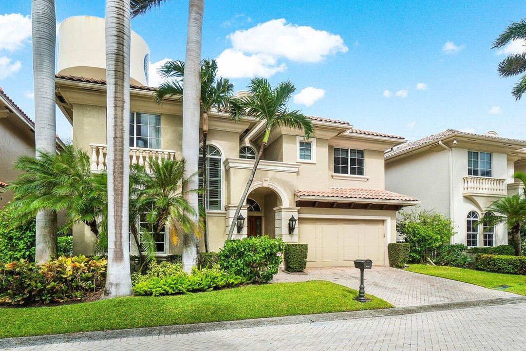 For Sale: $2,550,000 (4 beds, 4 baths, 3660 Square Feet)