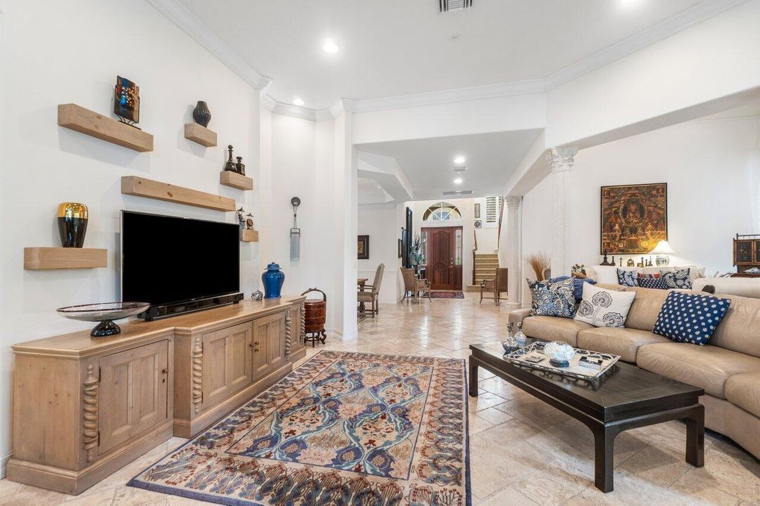 For Sale: $2,550,000 (4 beds, 4 baths, 3660 Square Feet)