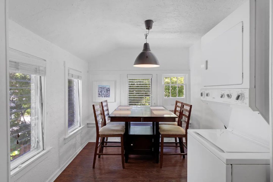 В аренду: $3,500 (3 спален, 1 ванн, 1386 Квадратных фут)