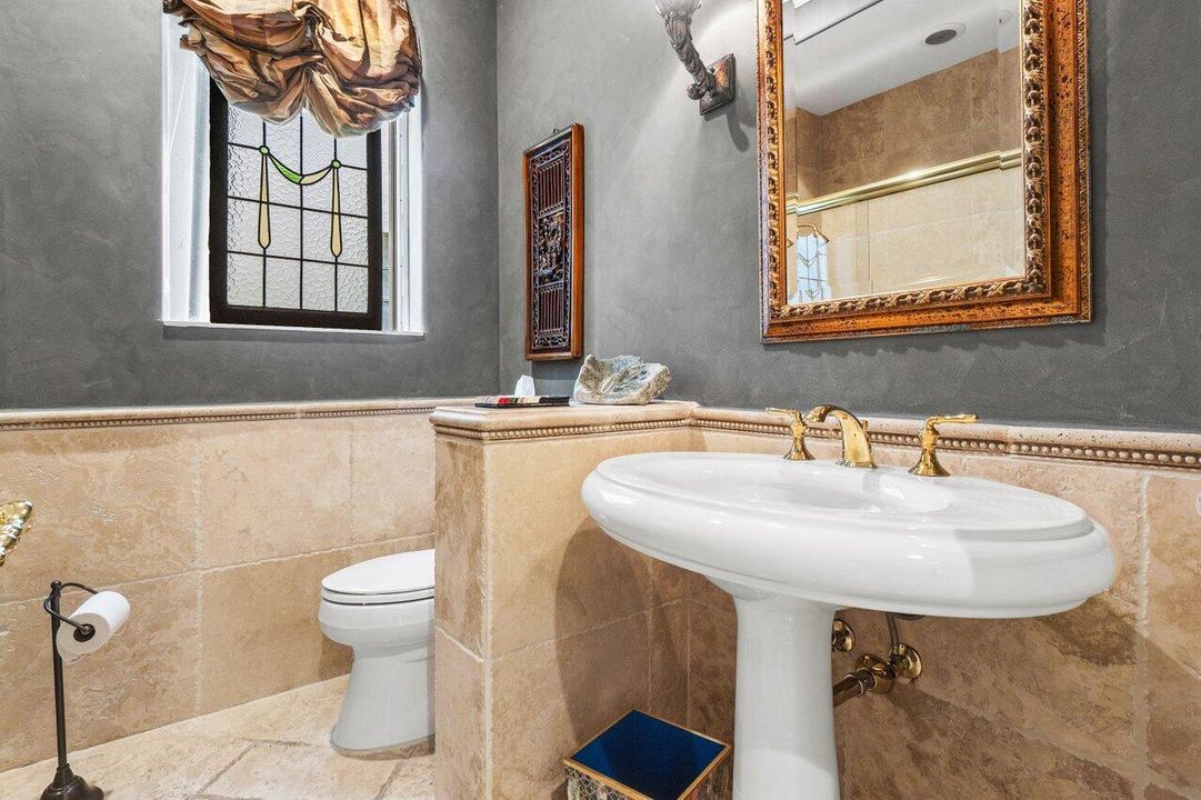 For Sale: $2,550,000 (4 beds, 4 baths, 3660 Square Feet)