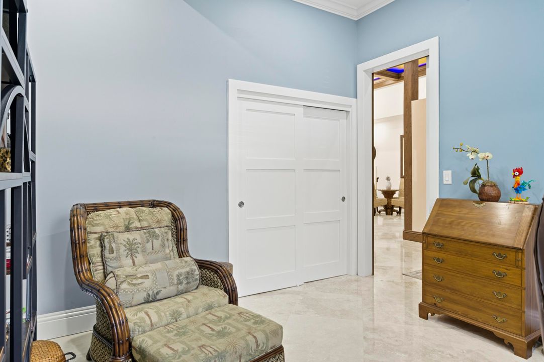 For Sale: $1,950,000 (5 beds, 4 baths, 4301 Square Feet)