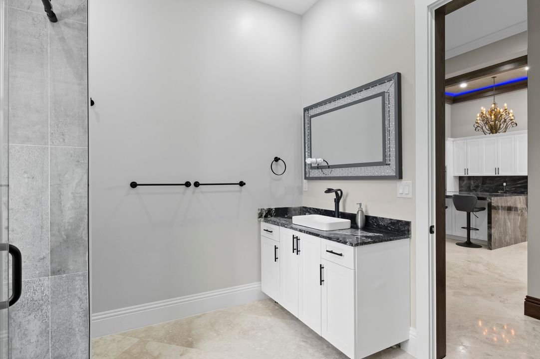 For Sale: $1,950,000 (5 beds, 4 baths, 4301 Square Feet)