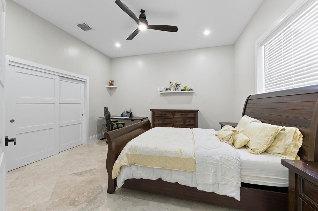 For Sale: $1,950,000 (5 beds, 4 baths, 4301 Square Feet)