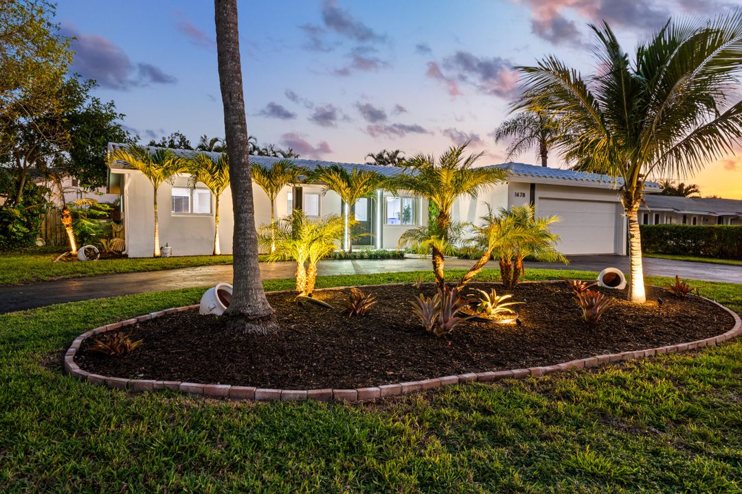 Active With Contract: $1,089,999 (4 beds, 2 baths, 1502 Square Feet)