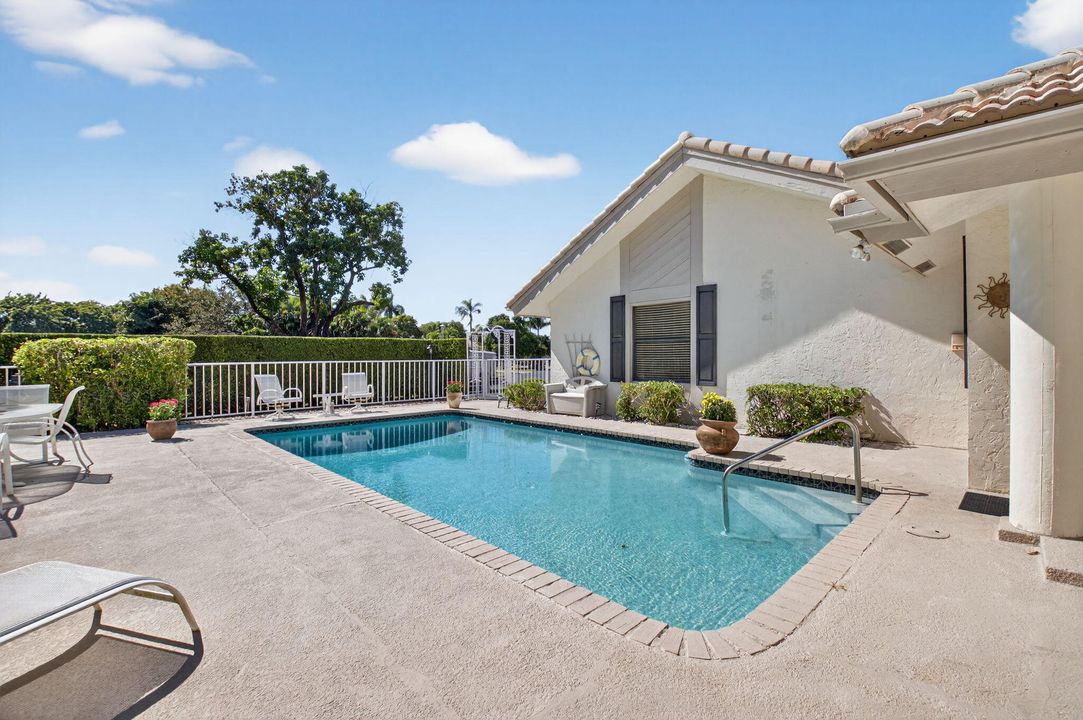 Activo con contrato: $599,999 (3 camas, 3 baños, 2193 Pies cuadrados)