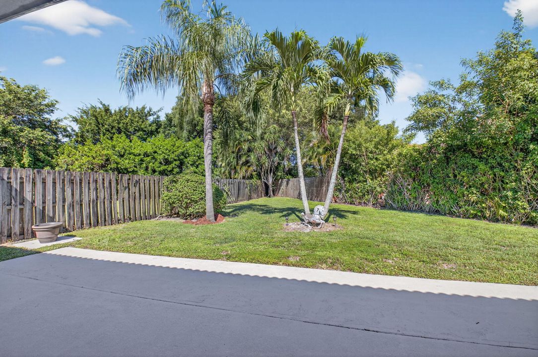 Activo con contrato: $599,999 (3 camas, 3 baños, 2193 Pies cuadrados)