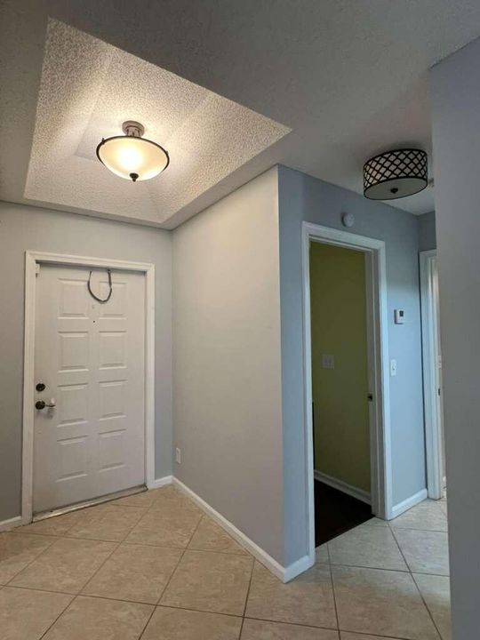 На продажу: $345,000 (2 спален, 2 ванн, 1250 Квадратных фут)