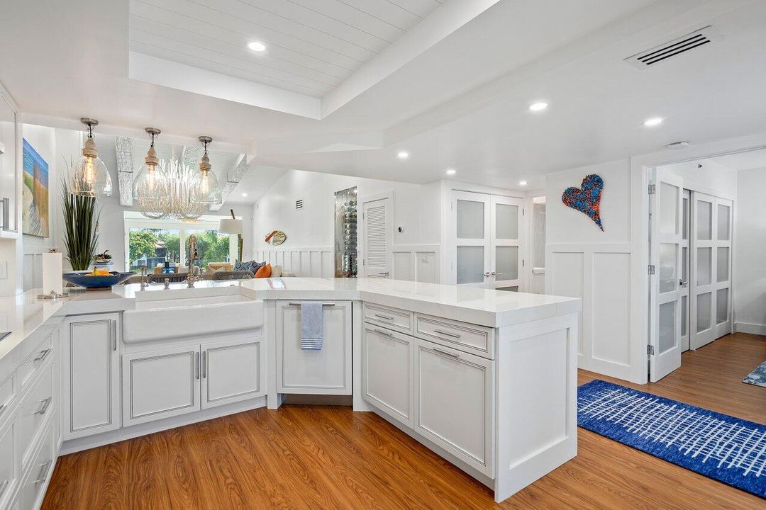 待售: $649,900 (2 贝兹, 2 浴室, 1475 平方英尺)