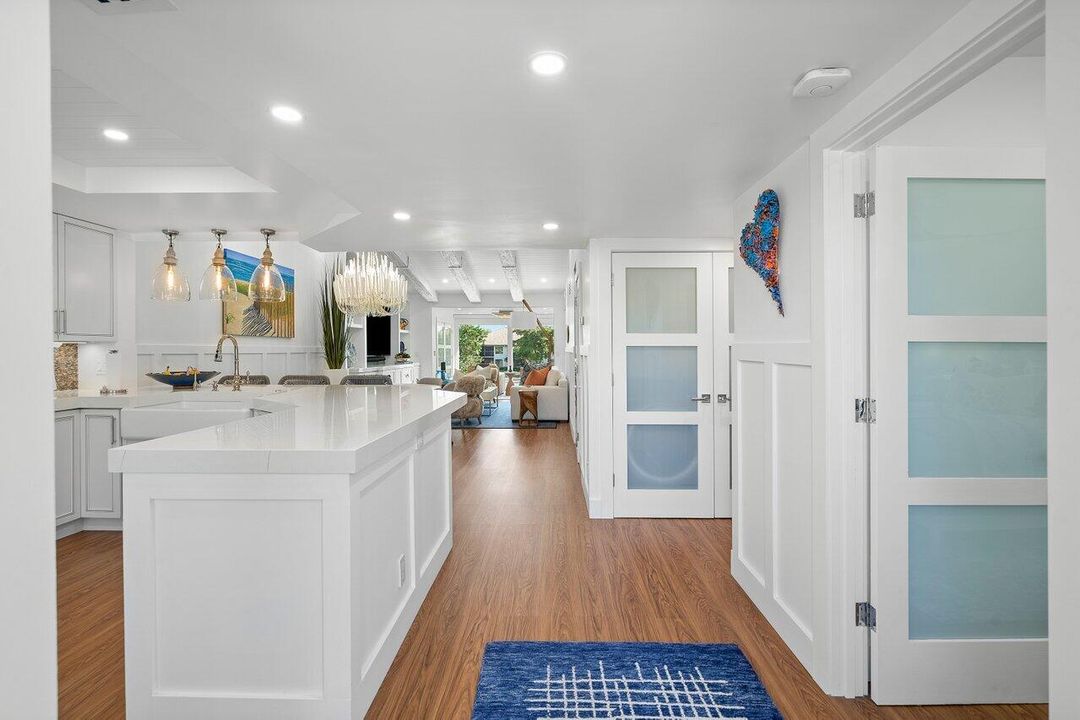 待售: $649,900 (2 贝兹, 2 浴室, 1475 平方英尺)