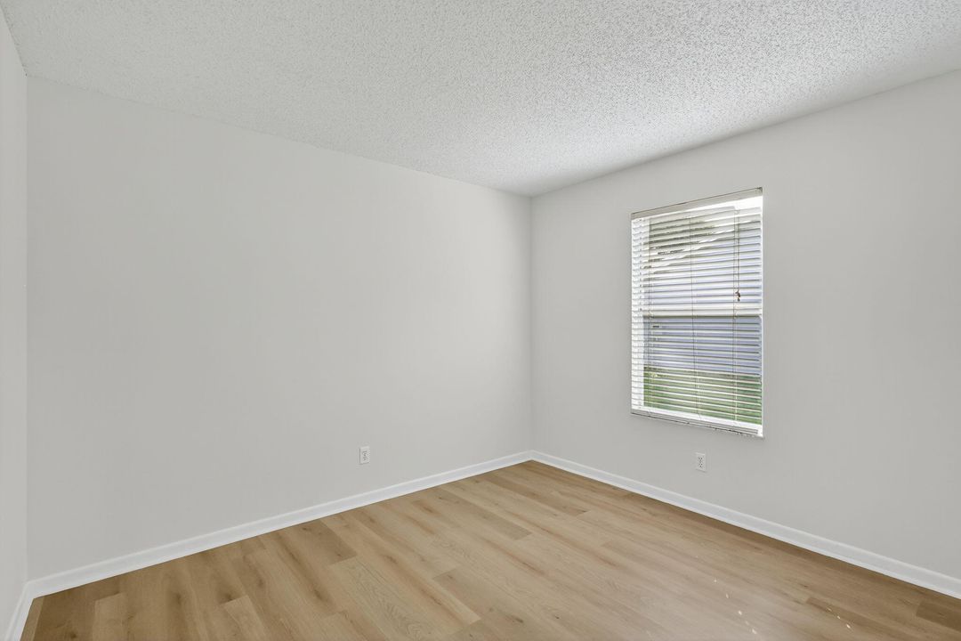 For Sale: $339,000 (3 beds, 2 baths, 1412 Square Feet)