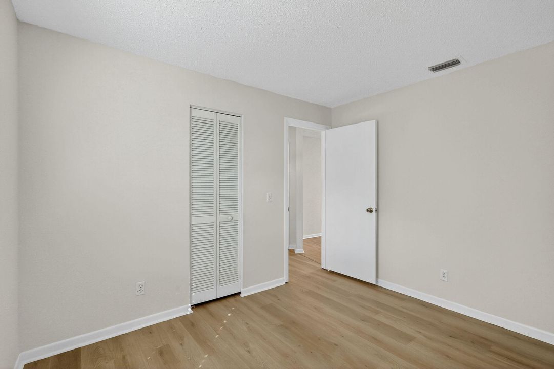 For Sale: $339,000 (3 beds, 2 baths, 1412 Square Feet)