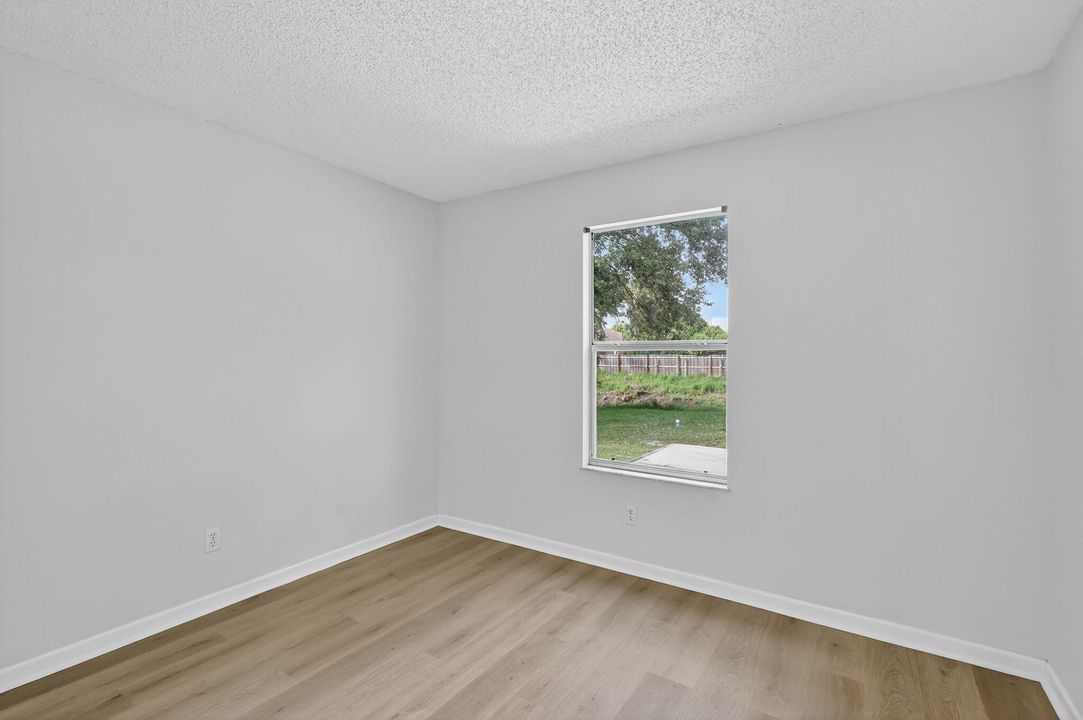 For Sale: $339,000 (3 beds, 2 baths, 1412 Square Feet)