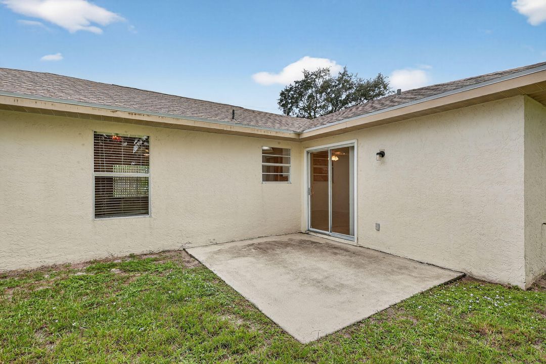 For Sale: $339,000 (3 beds, 2 baths, 1412 Square Feet)