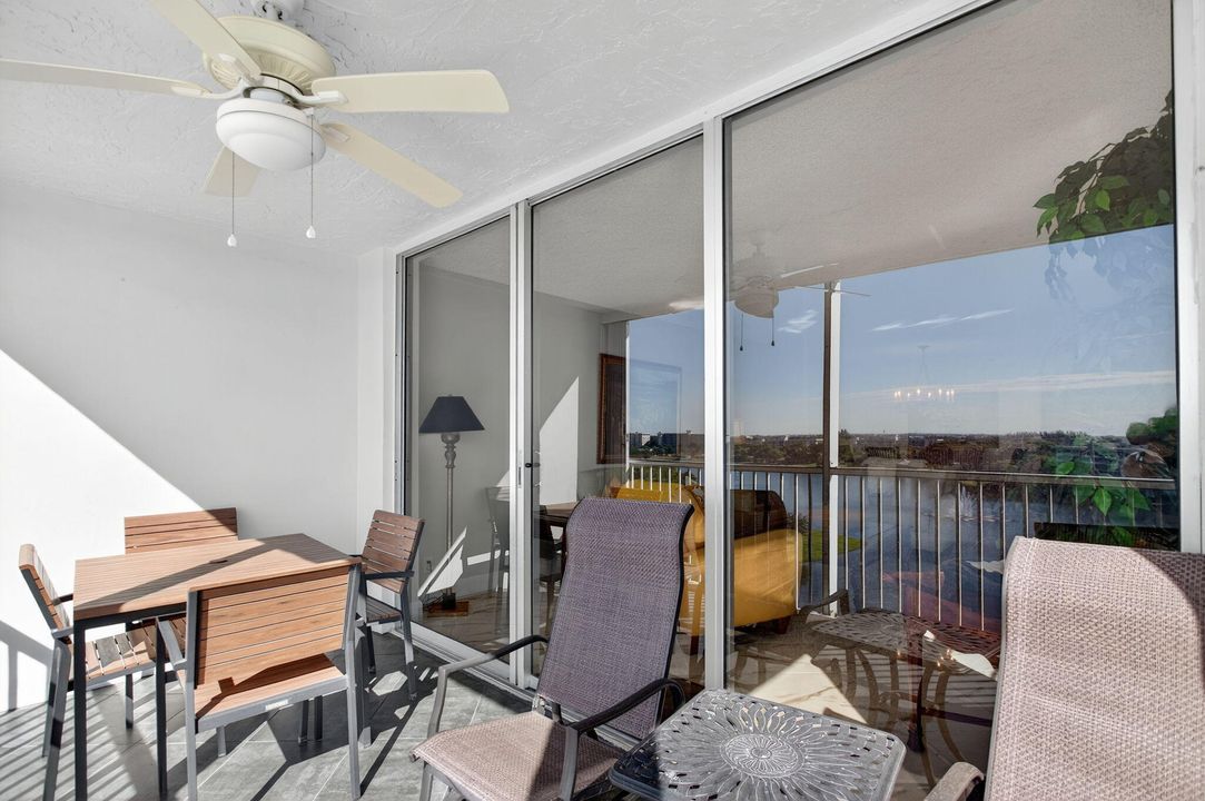 待售: $255,000 (2 贝兹, 2 浴室, 1216 平方英尺)