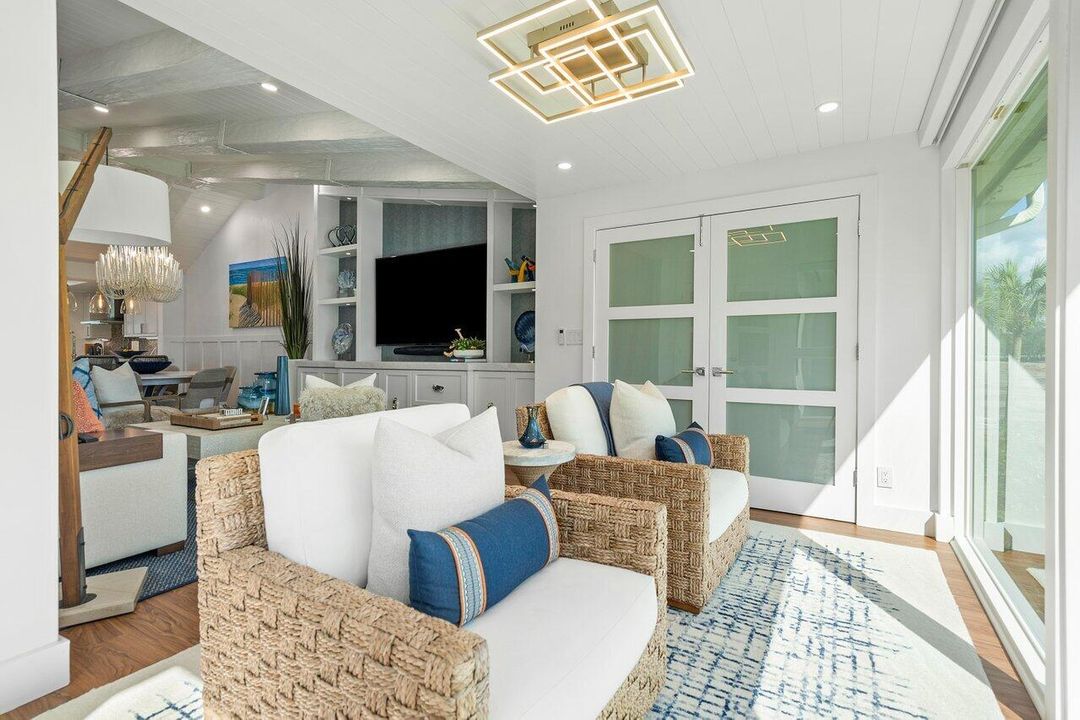 待售: $649,900 (2 贝兹, 2 浴室, 1475 平方英尺)