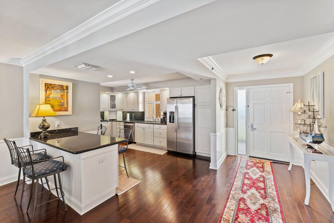 For Rent: $12,500 (3 beds, 2 baths, 1700 Square Feet)