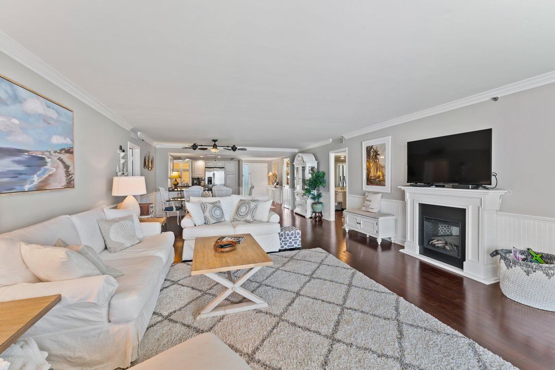 For Rent: $12,500 (3 beds, 2 baths, 1700 Square Feet)