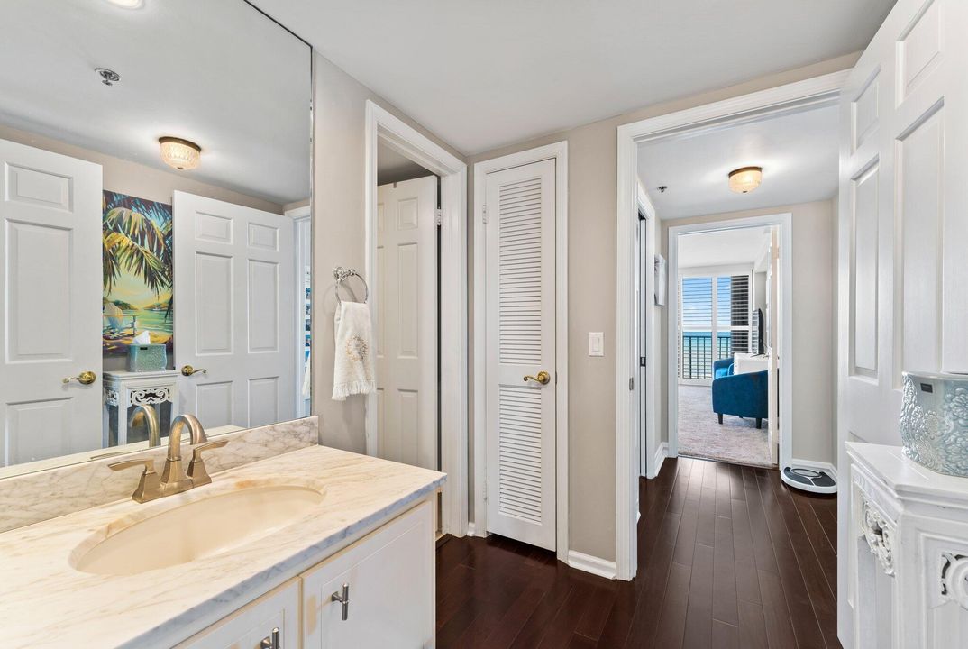 For Rent: $12,500 (3 beds, 2 baths, 1700 Square Feet)