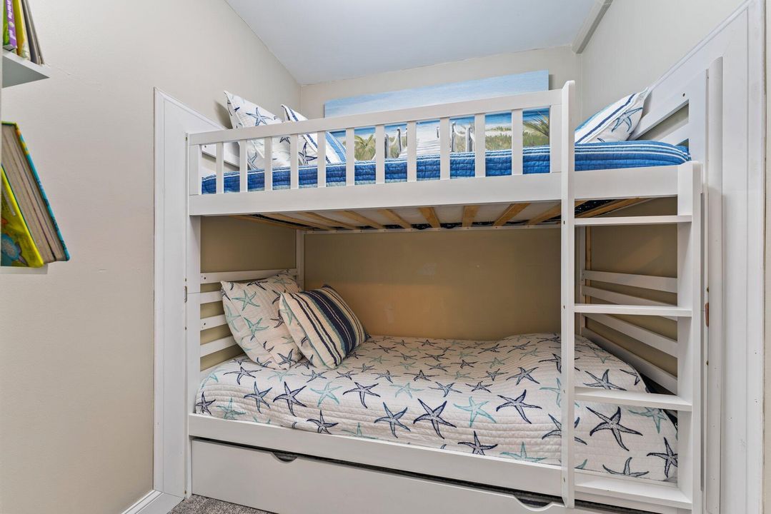 For Rent: $12,500 (3 beds, 2 baths, 1700 Square Feet)