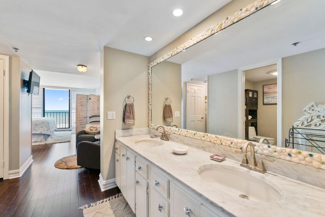 For Rent: $12,500 (3 beds, 2 baths, 1700 Square Feet)