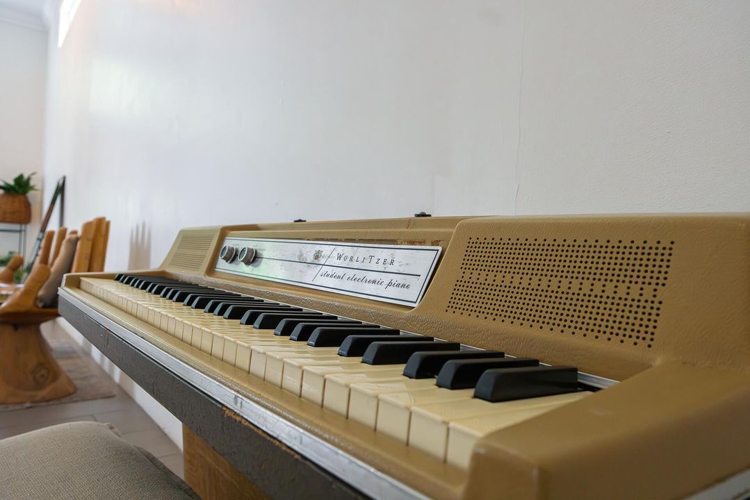 For Rent: $17,000 (7 beds, 4 baths, 3796 Square Feet)