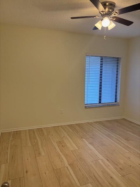 Active With Contract: $2,400 (2 beds, 2 baths, 1200 Square Feet)