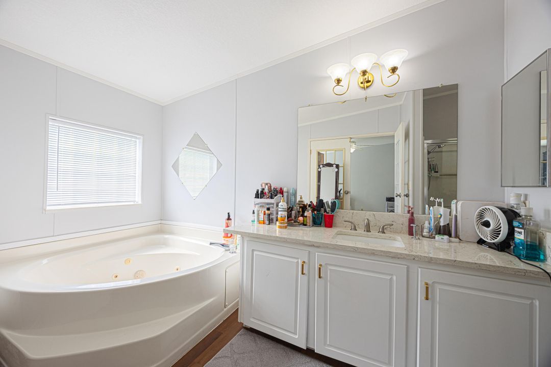 На продажу: $132,000 (3 спален, 2 ванн, 1450 Квадратных фут)