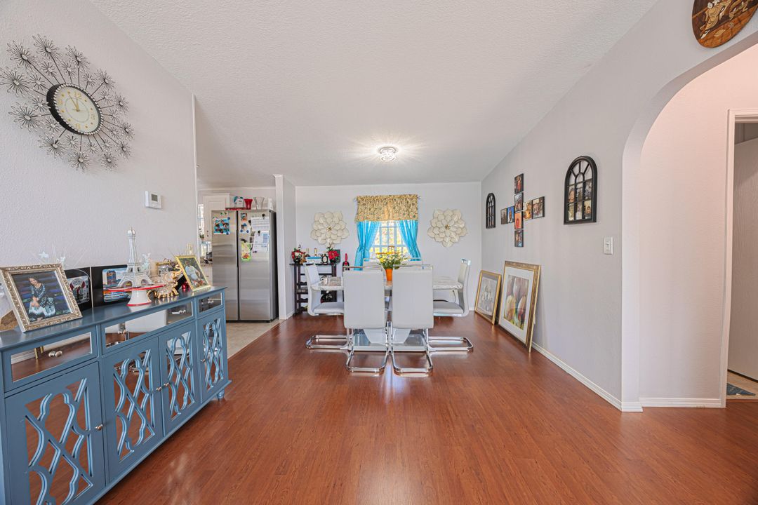 На продажу: $132,000 (3 спален, 2 ванн, 1450 Квадратных фут)